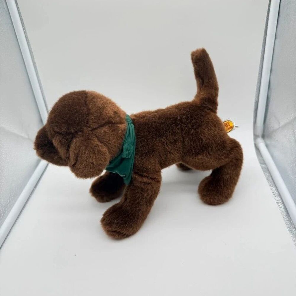 Bass Pro Shop Douglas Dog 1888 brown lab